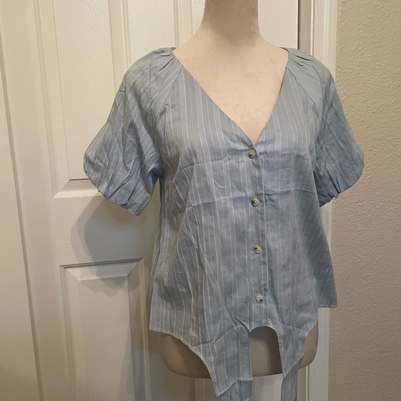 Hem & Thread Light Blue Striped Blouse - Picture 3 of 6